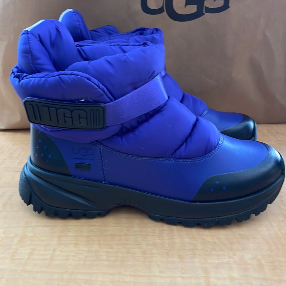 Ugg Women’s Classic Yose Puff Snow Boot